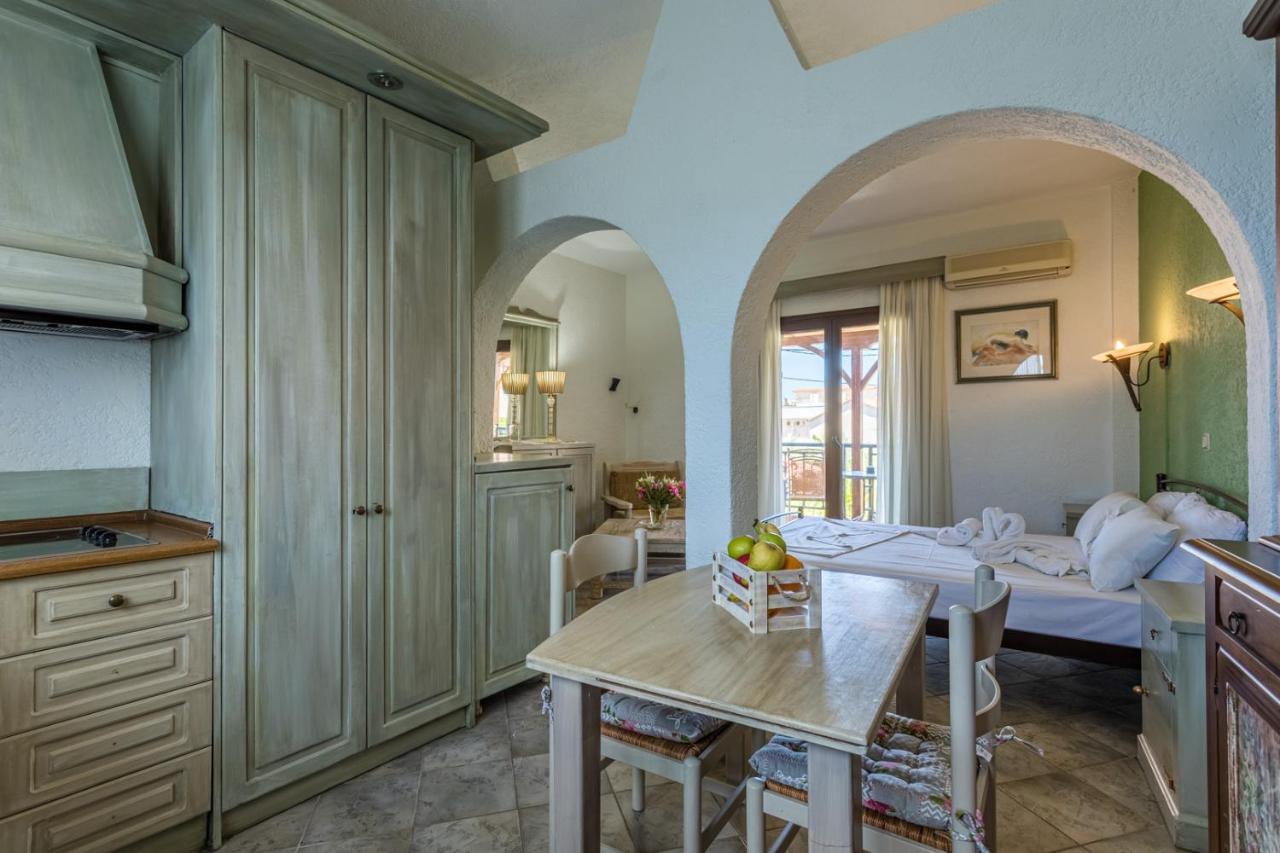 Niriides Apartments Stoupa Exterior photo