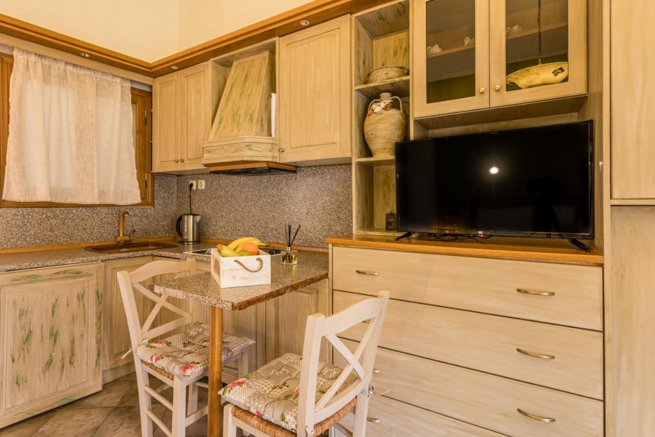 Niriides Apartments Stoupa Exterior photo